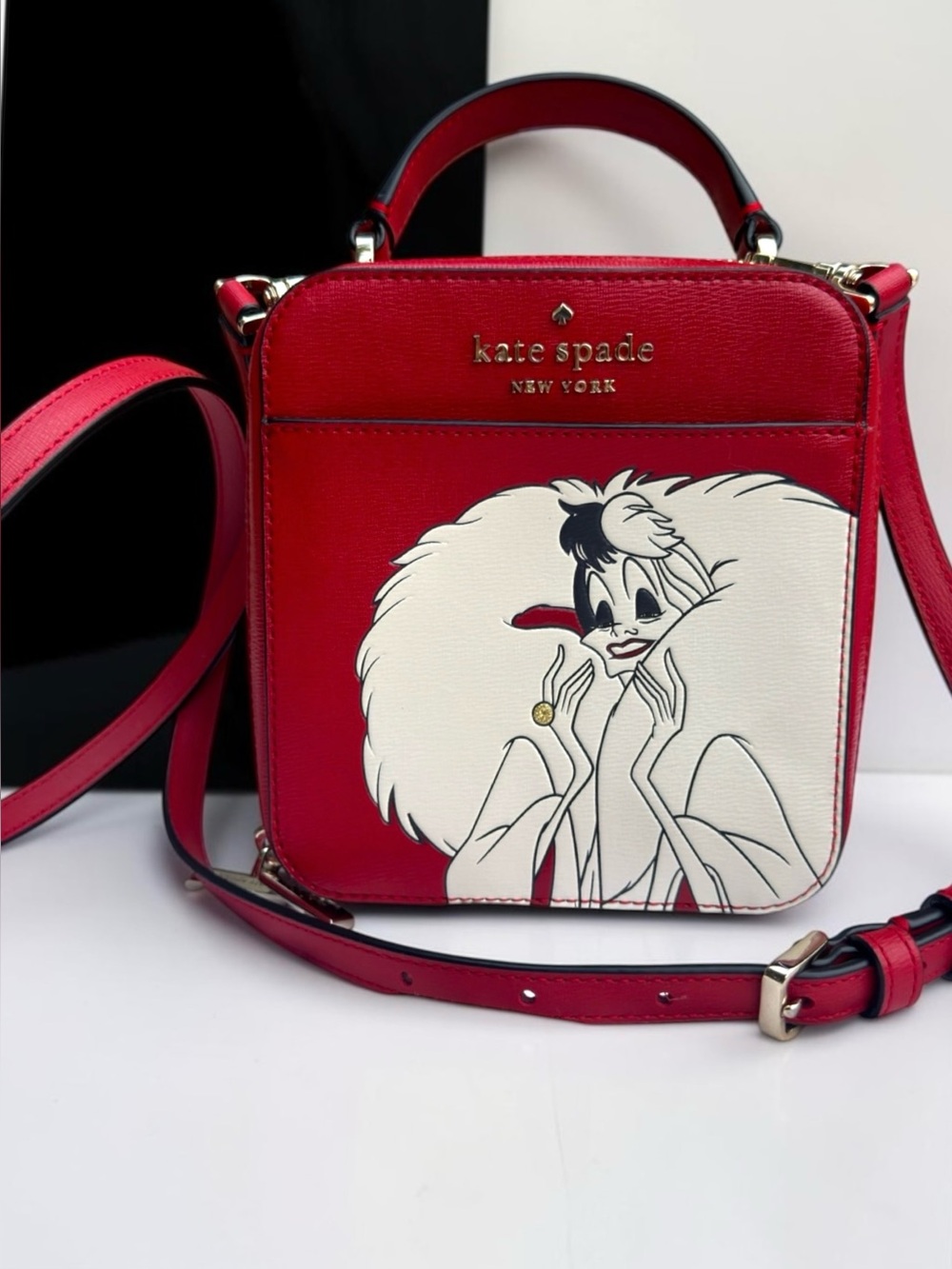 KATE SPADE x DISNEY Vanity Cruella Crossbody Bag. Detachable Strap. NWOT. - Picture 7 of 16